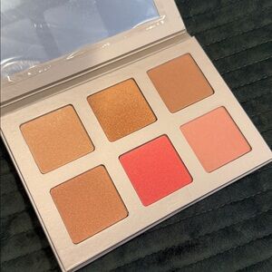 ICONIC London Blaze Chaser Face Palette